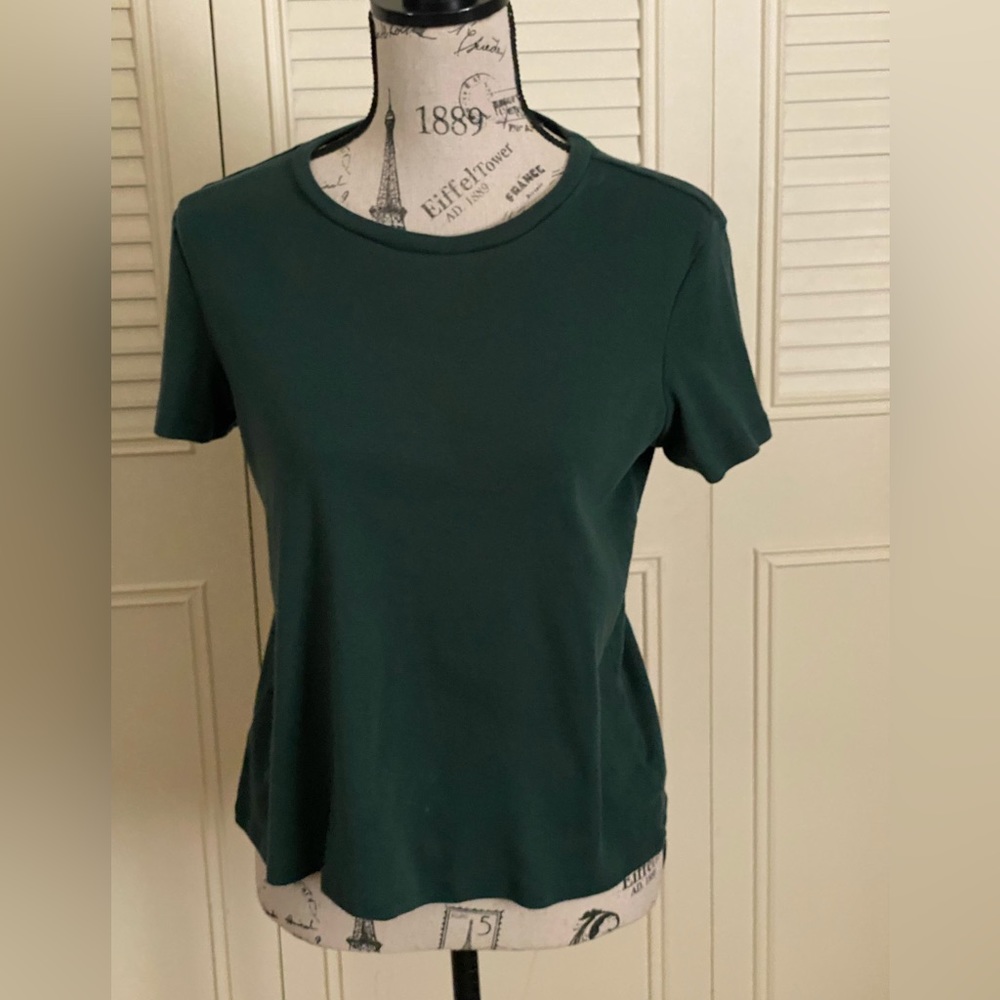 American Eagle green tee basic t-shirt size small